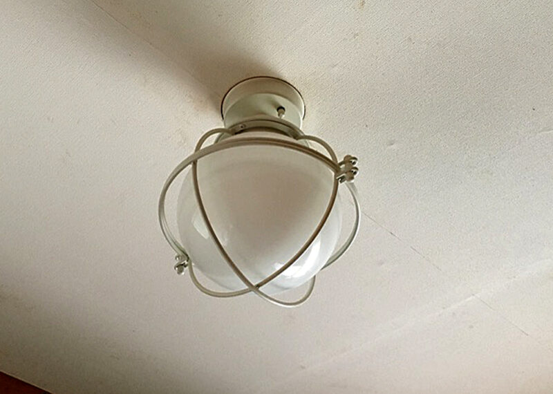 笠松電機の照明器具（船舶用直付灯）